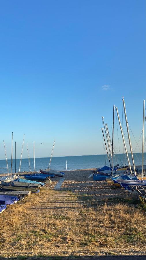 Bexhill Sea Stay Flat 2 Zewnętrze zdjęcie